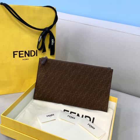 FENDI芬迪复古老花超薄双面磨砂牛皮手拿包8362L 8362S