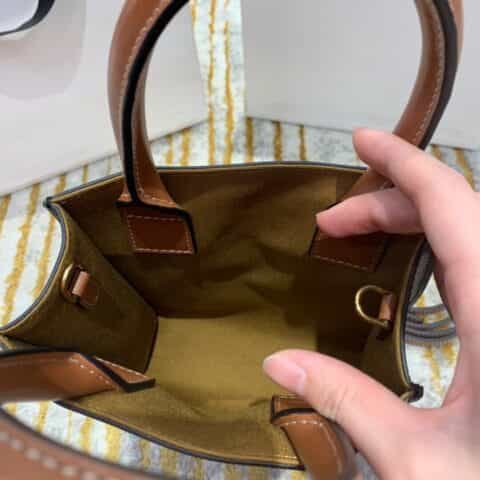 Celine思琳 Mini Cabas Tote Bag 爱心刺绣款194372
