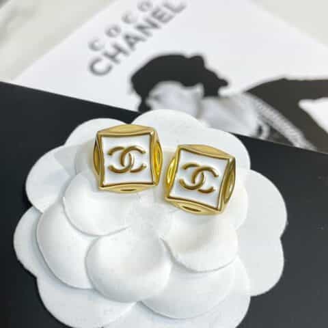 2021新款CHANEL香奈儿双c耳钉耳环