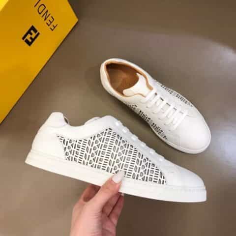 FENDI芬迪   进口头层小牛皮男士高端运动休闲鞋