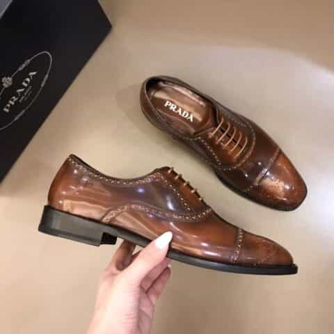 PRADA/普拉达   布洛克雕花鞋面原单男士正装皮鞋