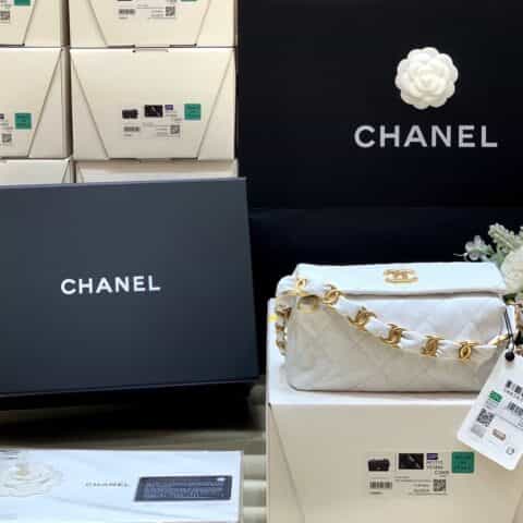 Chanel 2021春夏新款small hobo bag流浪包 AS2479白色