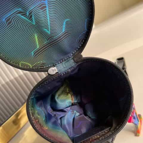 LV 2054 Expandable Polochon 炫彩水桶包 M45604