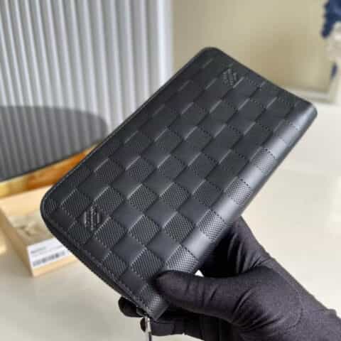 Louis Vuitton LV Zippy长款钱夹 N60003