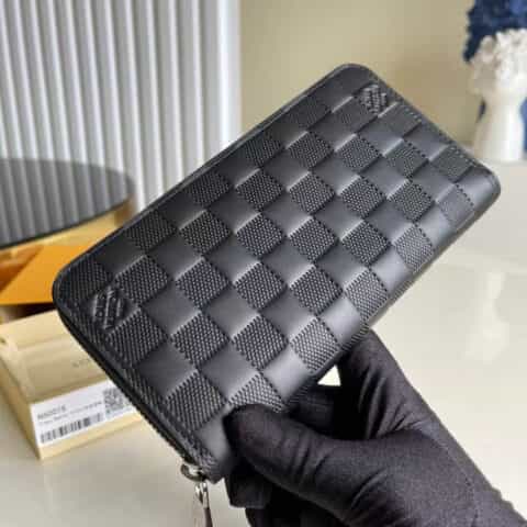 Louis Vuitton LV Zippy长款钱夹 N60015