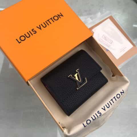 Louis Vuitton LV Capucines迷你钱夹 M68587