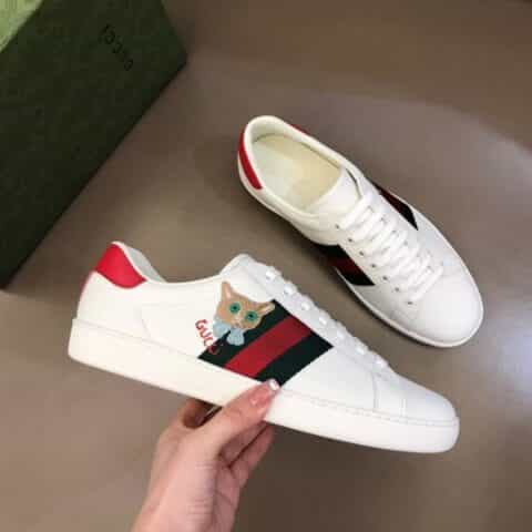Gucci古驰    经典双G字母交织图案G家经典彩色帆布小白鞋
