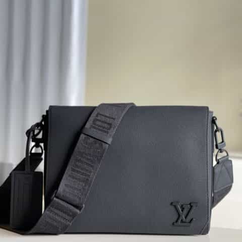 Louis Vuitton LV Messenger邮差包 M57080