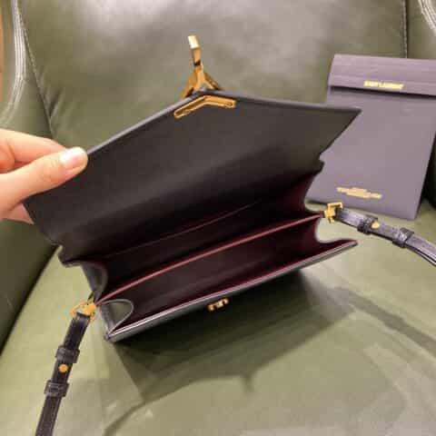 Saint Laurent Ysl Cassandra Bag 578000黑色鱼子酱金扣