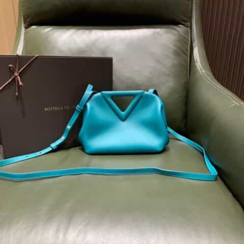 Bottega Veneta葆蝶家 Point Bag 三角包 658476野鸭绿