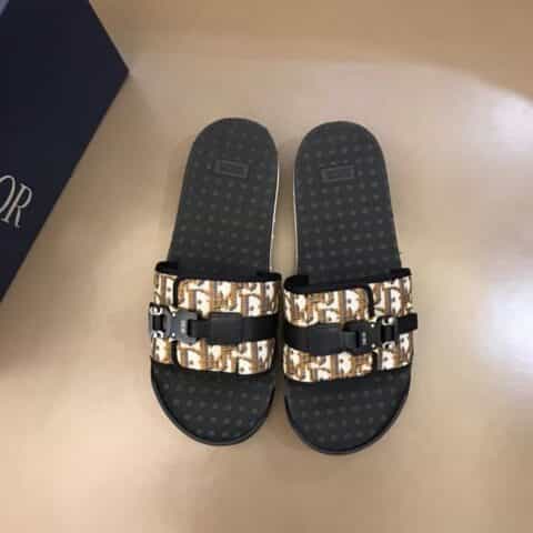 DIOR迪奥   D～家传统精湛工艺高端男士拖鞋人字拖