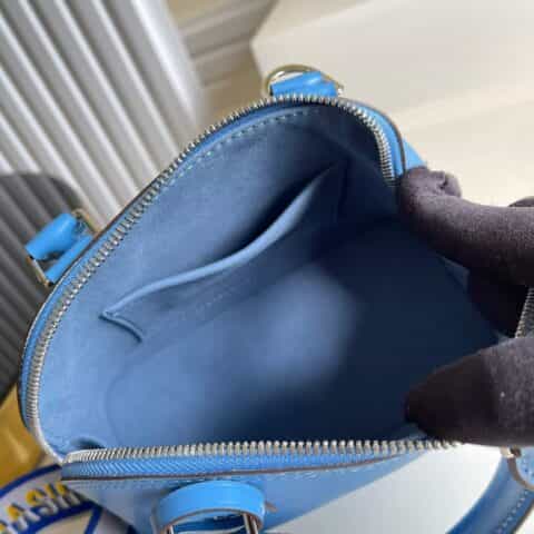 Louis Vuitton LV Alma BB 贝壳包 M57426