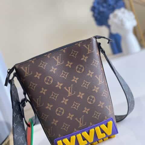 Louis Vuitton LV Cruiser Messenger邮差包 M57966
