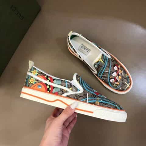 GUCCI古驰   G家  Tennis 1977系列，情侣GG运动帆布鞋