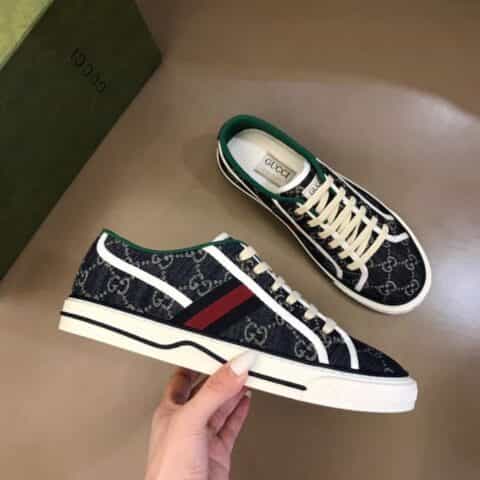 GUCCI古驰   G家  Tennis 1977系列，情侣GG运动帆布鞋