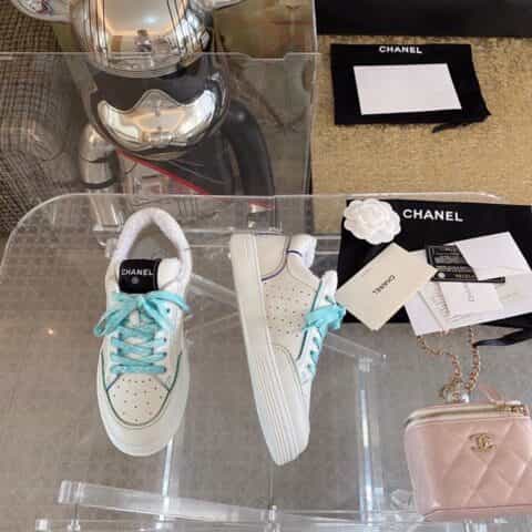 chanel香奈儿   𝟐𝟎𝟐𝟏春夏新品 撞色运动鞋