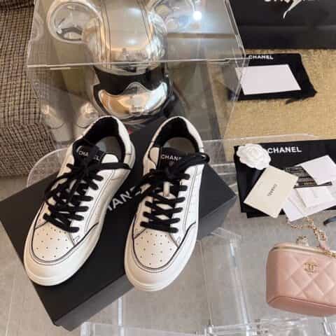 chanel香奈儿   𝟐𝟎𝟐𝟏春夏新品 撞色运动鞋