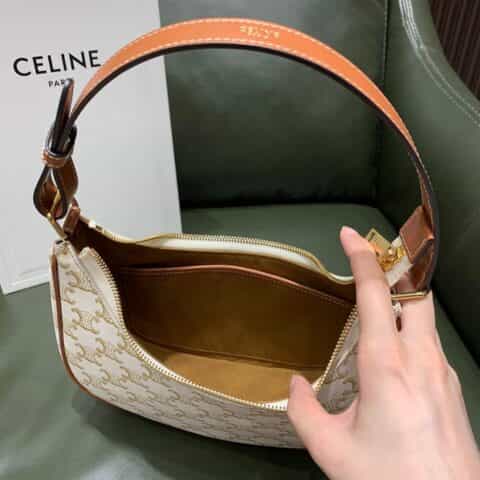 Celine思琳 Ava Bag in Triomphe Canvas 腋下包 193952白花