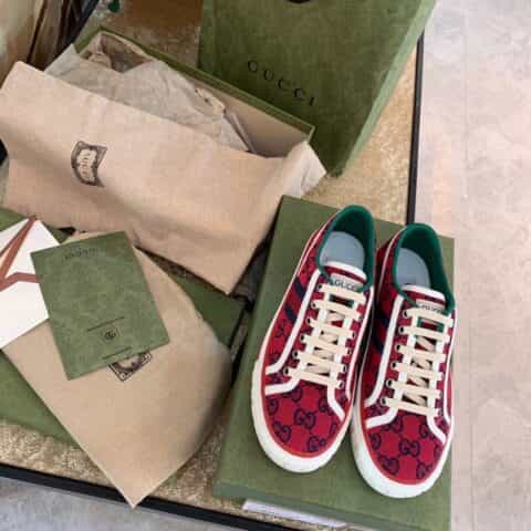 gucci古驰 G家 Tennis 1977系列，情侣GG运动帆布鞋