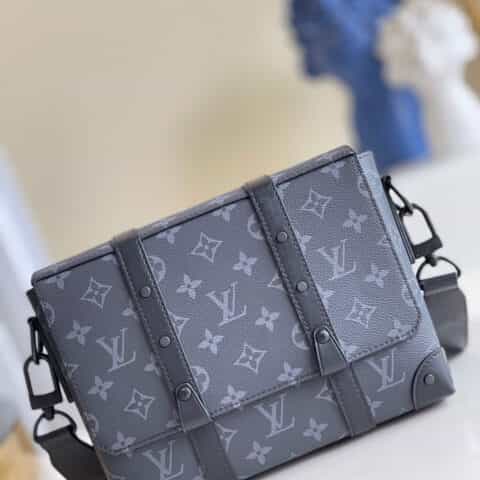 Louis Vuitton LV 长方体Trunk邮差包 M45727
