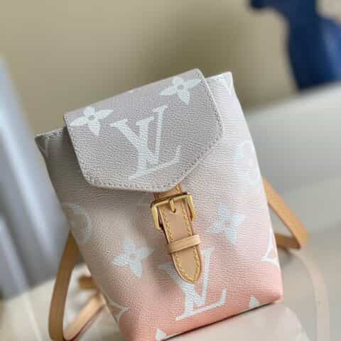 Louis Vuitton LV Tiny Backpack双肩包 M45764