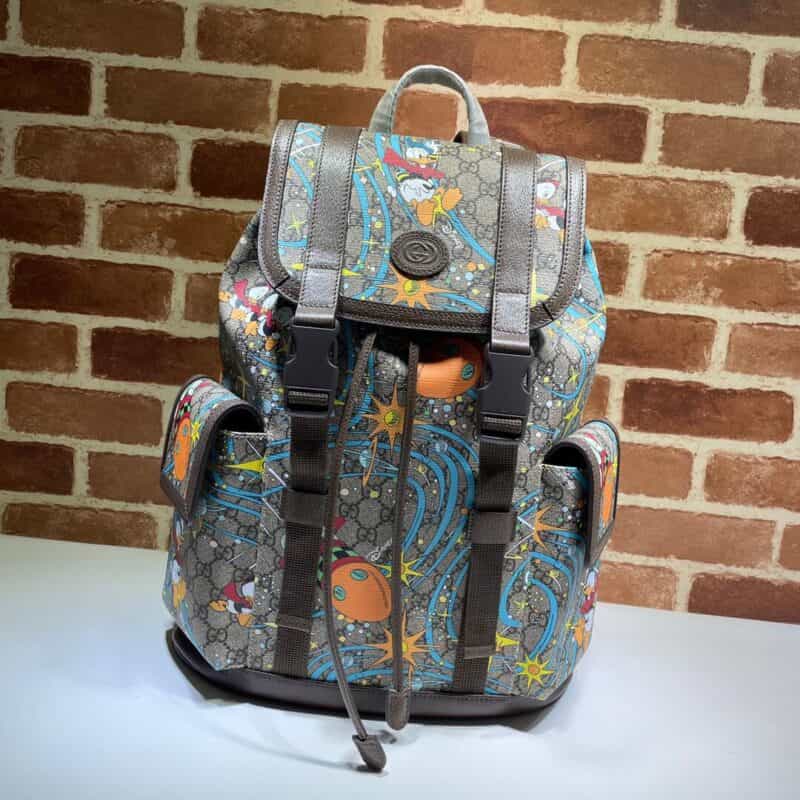 GUCCI古驰Disney x Gucci唐老鸭印花中号背包645051