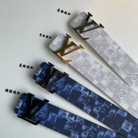 LV/路易威登   LV标志交织字母图案INTIALES双面腰带40mm