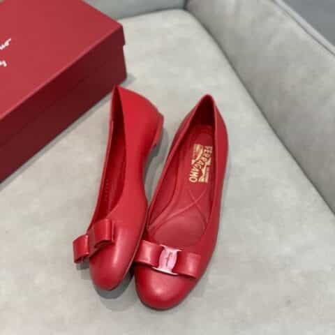 salvatore Ferraga*o  最新菲拉*慕圆头纯色羊皮蝴蝶结单鞋