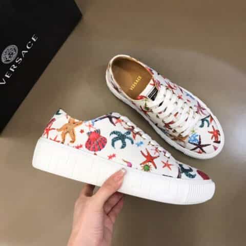 Versace范思哲   线条和中底希腊回纹图案新款Greca运动鞋