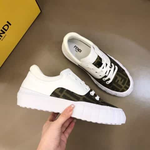 FENDI芬迪   白色/黑色皮革以及棕色和烟叶黄FF提花布料系带运动鞋