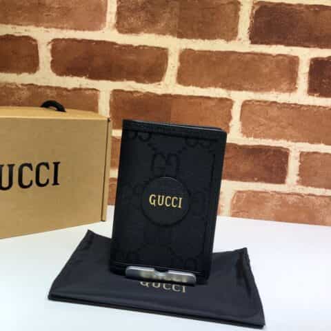 GUCCI古驰Off The Grid系列护照夹625584