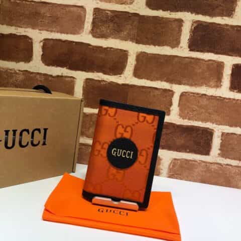 GUCCI古驰Off The Grid系列护照夹625584