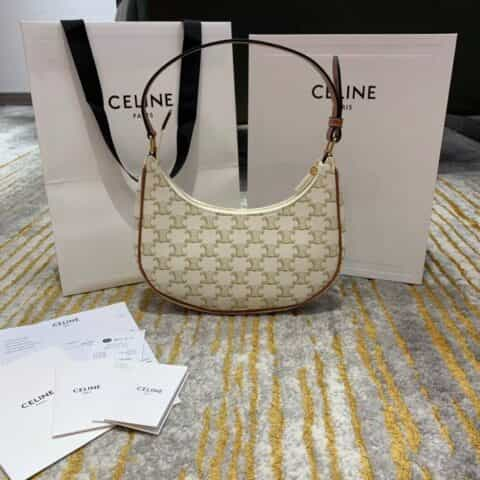 Celine思琳 Ava Bag in Triomphe Canvas 腋下包 193952白花