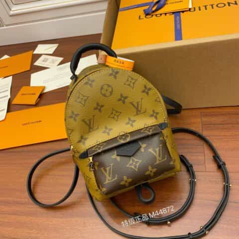 Louis Vuitton LV Palm Springs Mini双肩包 M44872