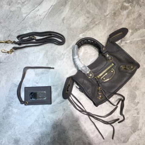 Balenciaga巴黎世家原版山羊皮配金边机车包008