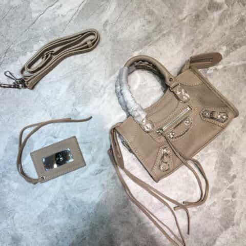 Balenciaga巴黎世家原版山羊皮配银边机车包008