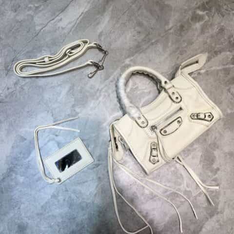Balenciaga巴黎世家原版山羊皮配银边机车包008