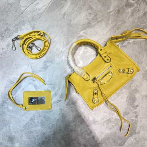 Balenciaga巴黎世家原版山羊皮配银边机车包008