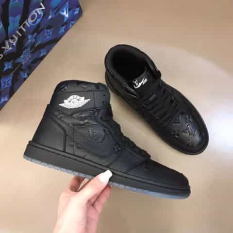 L.v& Nike   由小牛皮制成联名系带高帮运动鞋球鞋