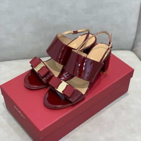 SF salvatore Ferraga*o  菲拉*慕春夏款蝴蝶结一字带双带中粗跟凉鞋