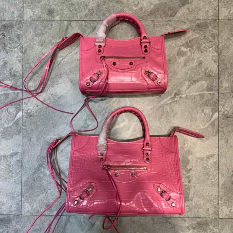 Balenciaga巴黎世家原版鳄鱼纹牛皮配银钉机车包228 669