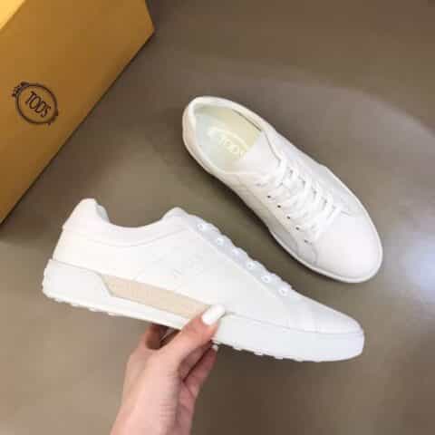 Tod's  进口头层牛皮制成顶级原单男士休闲鞋