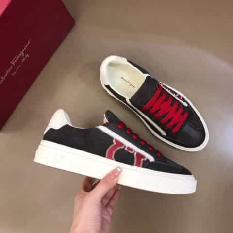 Ferragamo菲拉格慕   进口牛皮男士GANCINI低帮休闲鞋