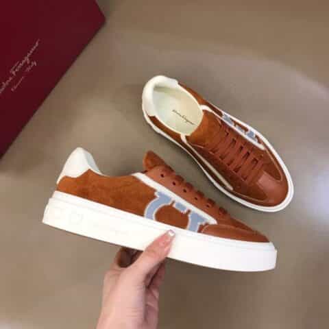 Ferragamo菲拉格慕   进口牛皮男士GANCINI低帮休闲鞋