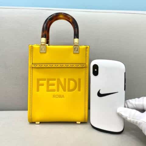 FENDI芬迪全牛皮搭配琥珀手柄手袋8376A