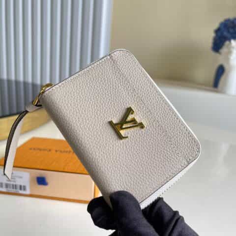 Louis Vuitton LV Lockme Zippy coin purse钱包 M80100