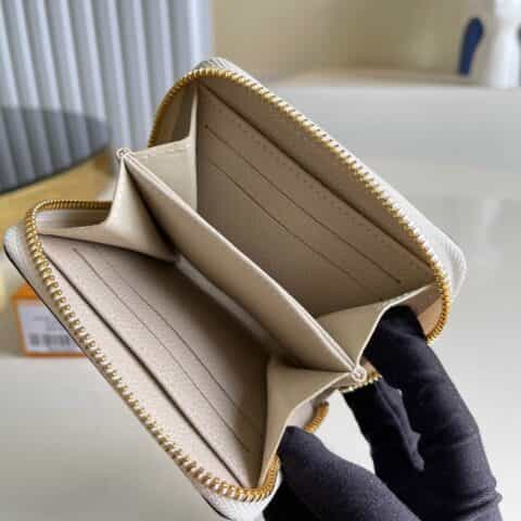 Louis Vuitton LV Lockme Zippy coin purse钱包 M80100