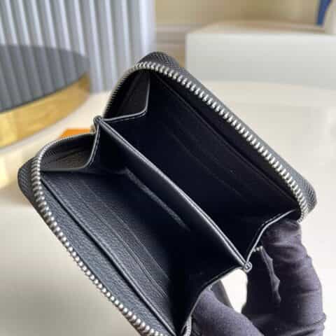 Louis Vuitton LV Lockme Zippy coin purse钱包 M80099