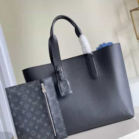 Louis Vuitton LV Cabas Voyage bag M52817