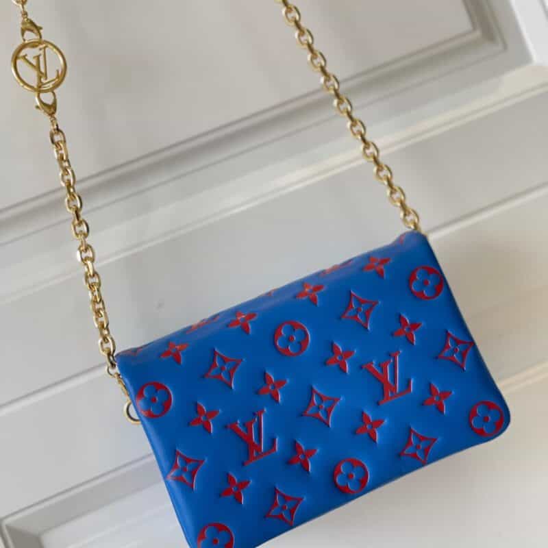 Louis Vuitton LV Pochette Coussin 链条包 M80743蓝色